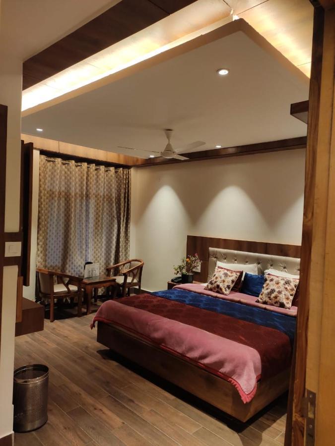Apple Blossom Otel Manāli Dış mekan fotoğraf