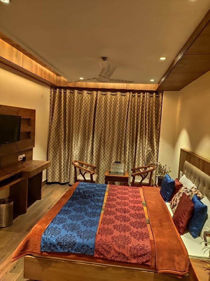 Apple Blossom Otel Manāli Dış mekan fotoğraf