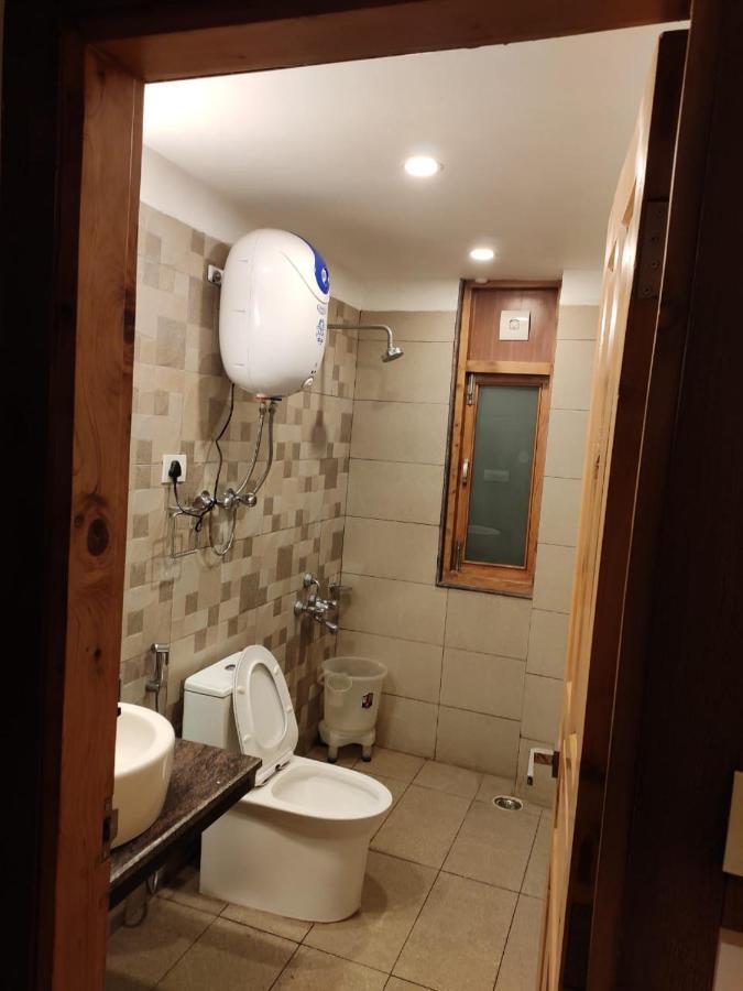 Apple Blossom Otel Manāli Dış mekan fotoğraf