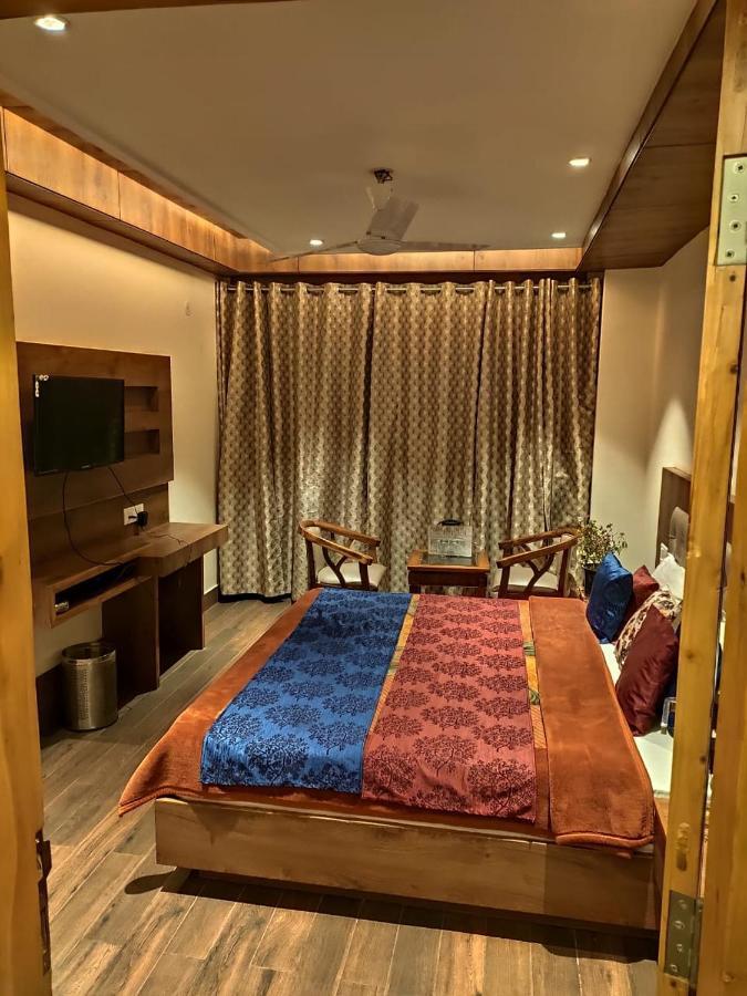 Apple Blossom Otel Manāli Dış mekan fotoğraf